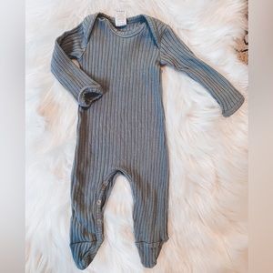 Kate Quinn- Ribbed Footie Sleeper
